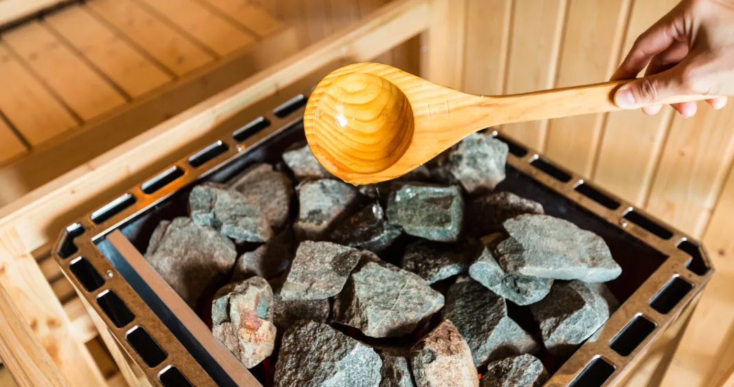 wastlwirt sauna heisse steine
