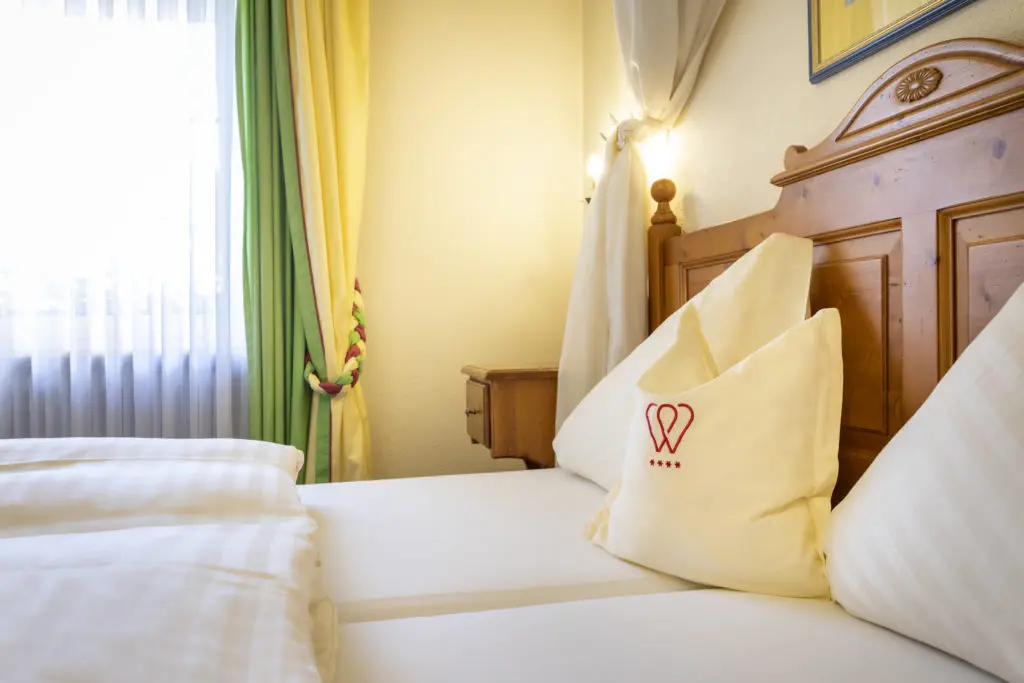 wastlwirt standard suite 09
