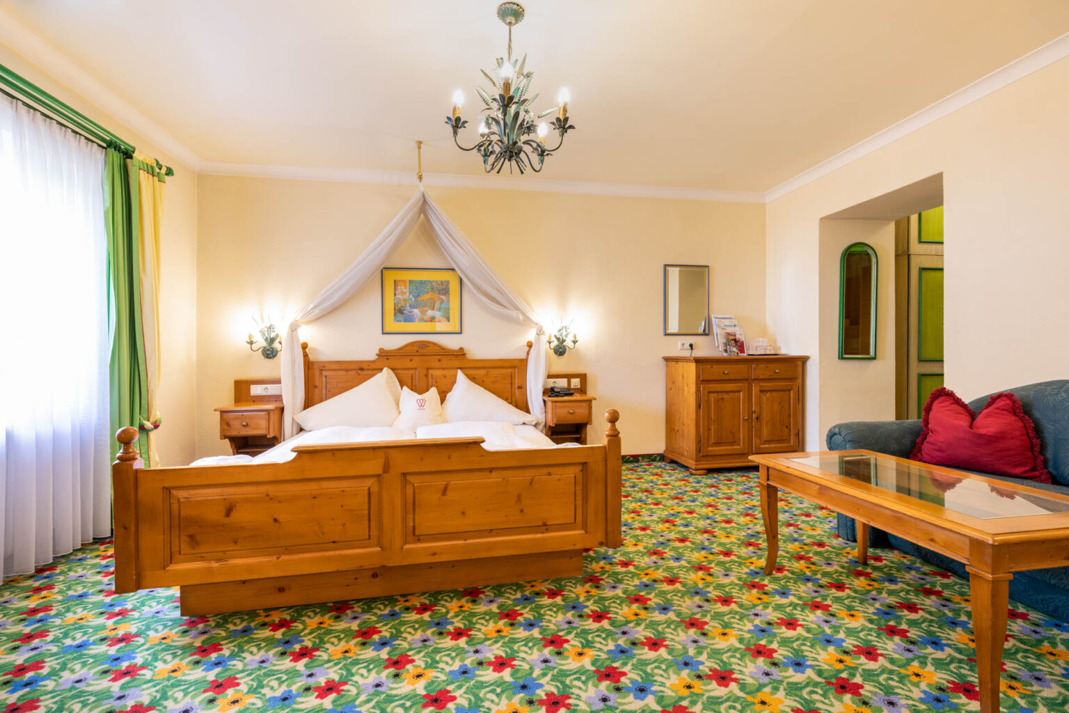 wastlwirt-standard-suite-06