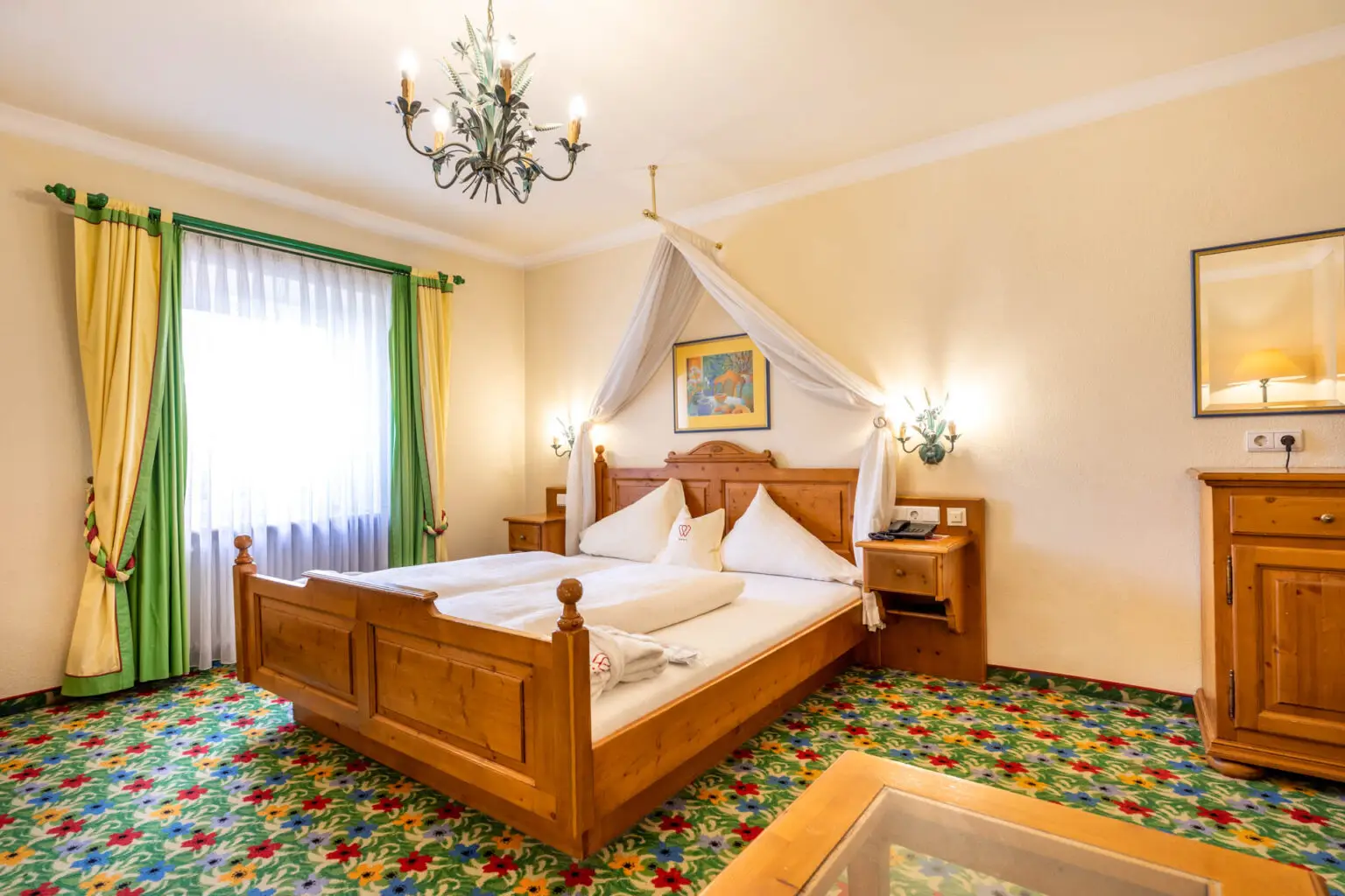 wastlwirt-standard-suite-08